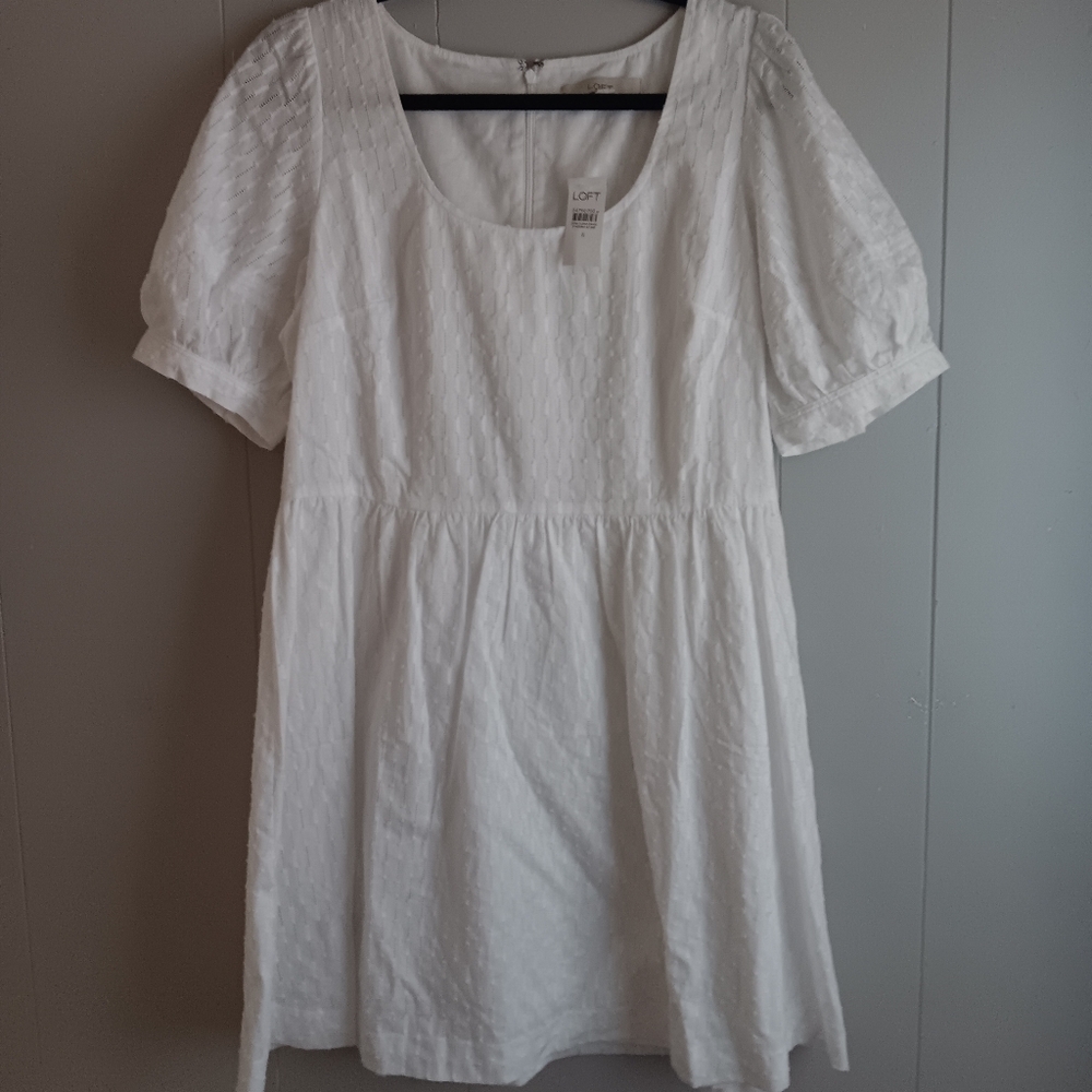 LOFT White Textured Blouse with Puff Sleeves Size 8 NEW w Tags